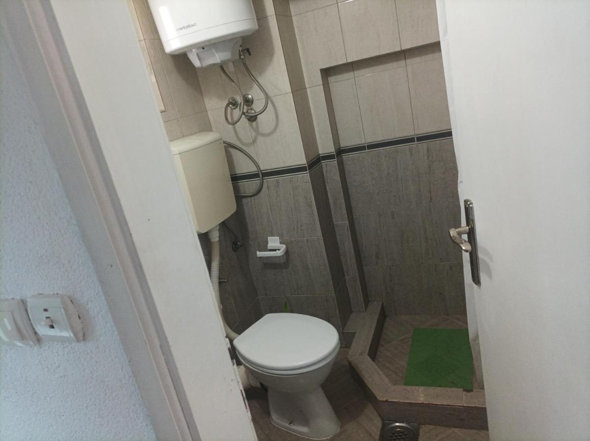Apartmani Biljana Lazic Vrnjačka Banja المظهر الخارجي الصورة